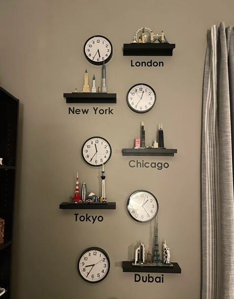 Wall Deco Idea, Atla Elements, Lego Cities, Lego Shelf, Lego Office, Lego Room Ideas, Lego Architecture Set, Lego Display Ideas, Lego Room Decor