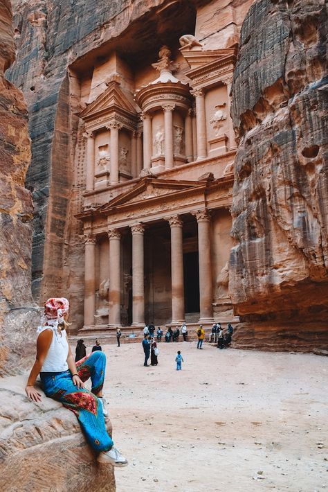 If you're planning a trip to Jordan check out this 7-day itinerary! Including information on Amman, Petra, Aqaba, the Dead Sea, Wadi Rum, what to do, where to stay, how to get around and much more! Discover how to plan your own Jordan itinerary. #jordan #deadsea #amman #aqaba #petra #wadirumdesert #7dayitinerary #jordanitinerary #traveladvice Petra Jordan Travel, Jordan Itinerary, Petra In Jordan, Petra Travel, City Of Petra, Jordan Photos, Jordan Travel, Petra Jordan, Amman Jordan