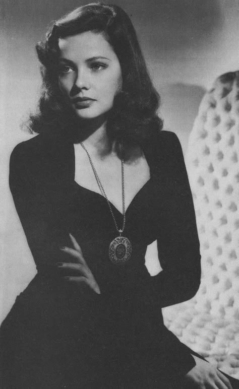 Old Hollywood Aesthetic, Hollywood Aesthetic, Vintage Hollywood Glamour, Hedy Lamarr, Old Hollywood Glam, Vintage Icons, Prom Inspo, Hollywood Glam, Old Hollywood Glamour