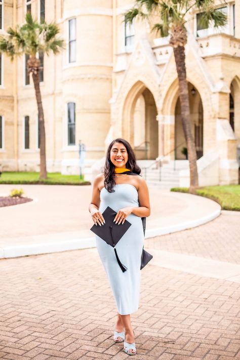 Long Dress Graduation Outfit, Grad Photoshoot Masters, Masters In Education Graduation Pictures, Masters Graduation Dress Ideas, Master’s Graduation Photoshoot, Graduation Dress Masters, Finance Major Graduation Pictures, Masters Hood Graduation Pictures, Master’s Graduation Pictures