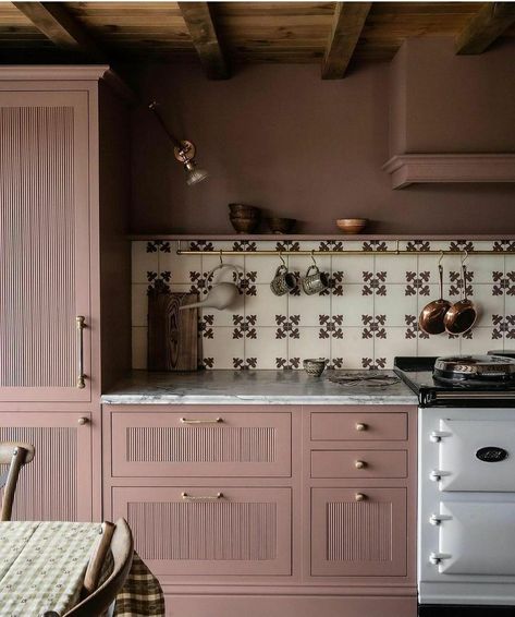 Mauve Kitchen, Floral Backsplash, Coloured Kitchens, Pink Rooms, Functional Interior, Mad About The House, Butler Pantry, Victorian Terrace, Lake Cottage