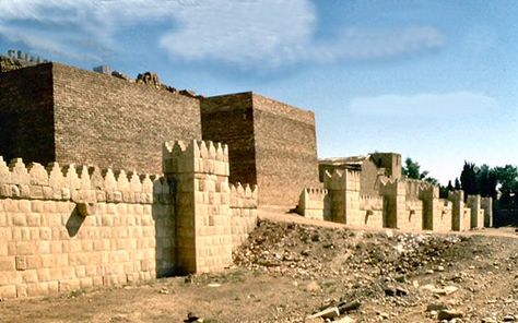 Ninive, the ancient capital of Assyria. in today Iraq Ancient Nineveh, Ancient Civilisation, Ancient Library, Jonah And The Whale, Family Worship, Archaeological Discoveries, The University Of Chicago, Ancient Mysteries, Mesopotamia