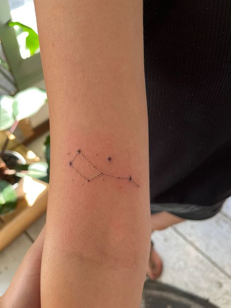 The Big Dipper Tattoo, Big Dipper Tattoo Minimalist, Constalation Stars Tatoos, Pleiades Tattoo, Little Dipper Tattoo, Comet Tattoo, Big Dipper Tattoo, Dipper Tattoo, Stardust Tattoo