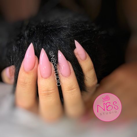 Soft Pink Stiletto Nails, Short Pink Stiletto Nails, Pink Short Stiletto Nails, Baby Pink Stiletto Nails, Soft Stiletto Nails, Short Pointy Nails Almond, Light Pink Stiletto Nails, Pink Stiletto Nails Designs, Stiletto Nails Pink