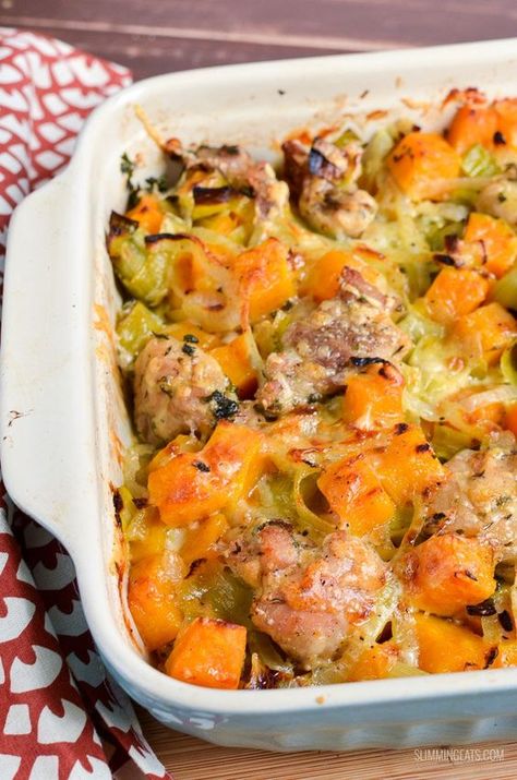 Butternut Chicken, Chicken And Leek Recipes, Bake Spaghetti, Baked Spaghetti Squash Recipes, Recipe Butternut Squash, Squash Butternut, Spaghetti Squash Recipes Healthy, Spaghetti Squash Recipes Easy, Squash Bake