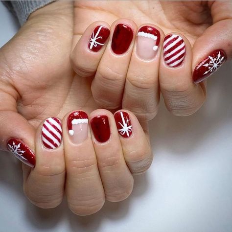 For those that love to dress up their nails for the holidays here is a list of nail designs you can try on short nails. If you have Christmas joy then these designs are definitely filled with them. #Christmasnaildesigns #Christmasnailart #Naildesignsonshortnails #nailartonnatural nails Christmas Nails Short, Jumper Nails, Shorter Nails, Nail Christmas, Flame Nails, Xmas Nail, Emerald Nails, Xmas Nail Art, Nails Holiday