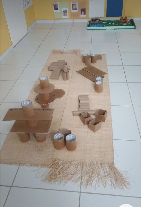 Reggio Emilia Inspired Activities, Reggio Emilia Toddler Activities, Reggio Activities Preschool, Reggio Inspired Classrooms Toddlers, Regio Emilia Activities Ideas, Regio Emilia Activities, Reggio Emilia Ideas, Reggio Emilia Classroom Preschool, Atelier Reggio Emilia