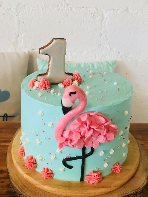 Flamingo Bday Cake, Flamingo 1st Birthday Cake, First Flamingle, Flamingo Cakes Birthday, Kids Flamingo Birthday Party, Flamingo Cookie Cake, Flamingo Cake Birthday, Flamingo Cake Ideas, Flamingo Smash Cake