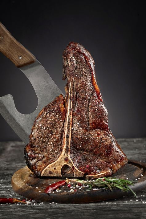 Steak t-bone on Behance Tumblr, Insects, T Bone Steak Recipe, T Bone Steak, T Bone, Steak Recipe, Moth, Steak, Meat