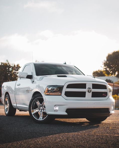 𝙅𝙖𝙞𝙢𝙚’s Instagram photo: “She low🥴 #ram1500 #ramrt #dodge #dodgeram1500 #ramnation #droppedtrucks #truckinaround #truckinalv #singlecab #singlecabmafia #socaltrucks” Dodge Ram Rt, Ram Rt, Dropped Trucks, Ram Trucks, Dodge Trucks, Dodge Ram 1500, Ram 1500, Dodge Ram, Dodge