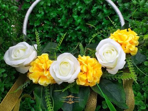 #bridal # bridesmaids #floralhoop Floral Hoops, Plants, Flowers, Floral, Quick Saves