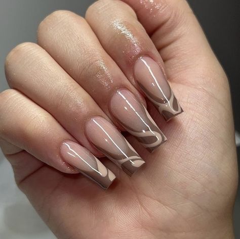 Brown Pattern Nails, Beige Nails Design Classy, Modern Acrylic Nails, Almond Nails Designs Fall 2024, Thanksgiving Nail Designs Fall Autumn, Beige And Brown Nails, Brown And Beige Nails, Brown Coffin Nails, Coffin Fall Nails