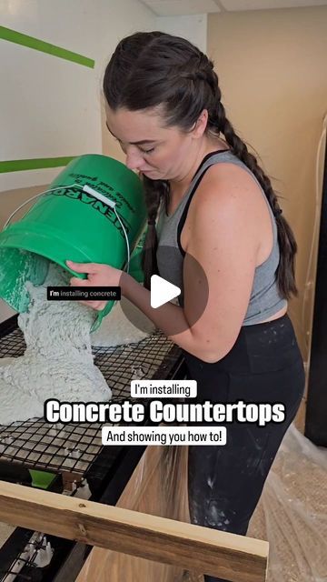 Kelsi Clem on Instagram: "I'm taking you along for the ride as I finished up these concrete countertops! I love how these are turning out! Would you ever put these in your home?!  . . . . #diy #doityourself #womenwhobuild #bardesign #homereno #homeupgrades #homedecor #homeupdates #concretecountertops #cementcountertops" Outside Countertop Ideas, Easy Concrete Countertops, Diy Kitchen On A Budget, Marble Concrete Countertops, Diy Cement Countertops, Cement Countertops Kitchen, How To Concrete Countertops, Cheap Countertop Ideas, Poured Concrete Counters