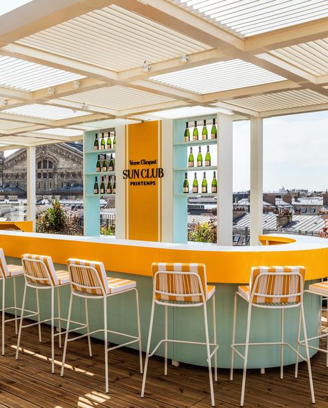 ✨ If you know, you know. The Dune Travel Group Gals are the ultimate travel insiders! 🌟 Our clients heading to Paris soon will experience the brand-new Parisian Sun Club, which just opened its doors. ☀️ 💛From June 5 to September 30, immerse yourself in the iconic yellow of Veuve Clicquot on the rooftop of @printemps. Sip on their exclusive cuvées, RICH and RICH Rosé, perfectly paired with the “Club Tourteau” crafted by chef @jeanimbert for the Sun Club. 🥂✨ Ready for your own ultimate travel... Italian Beach Club Aesthetic, Beach Club Design, Beach Club Aesthetic, Balcony Renovation, Cowboy Cafe, Bahamas House, Summer Cafe, Bar Events, Desert Bar