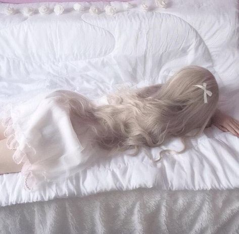 Her Hair, A Woman, Tumblr, Bed, Hair, Pink, White