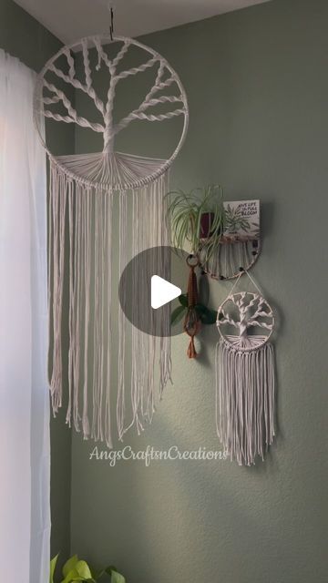 Macrame Tree Of Life Tutorial, Chunky Crochet Throw, Macrame Tree Of Life, Tree Of Life Macrame, Macrame Tree, Macrame Home Decor, Dream Catcher Craft, Macrame Wall Decor, Macrame Boho