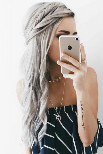 Elegant Ways To Style Side Braid For Long Hair ★ Casual Hairstyles, Side Braids For Long Hair, Hoco Hair Ideas Straight, Hoco Hair Ideas Updo Hairstyle, Hoco Hair Ideas Short, Hoco Hair Ideas Down, Hoco Hair Ideas Medium, Rapunzel Hair, Hoco Hair Ideas