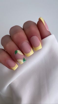 Lemon Nails, Cute Simple Nails, Manicure Gel, Nails Green, Simple Gel Nails, Summery Nails, Girly Acrylic Nails, Cute Gel Nails, Sopot