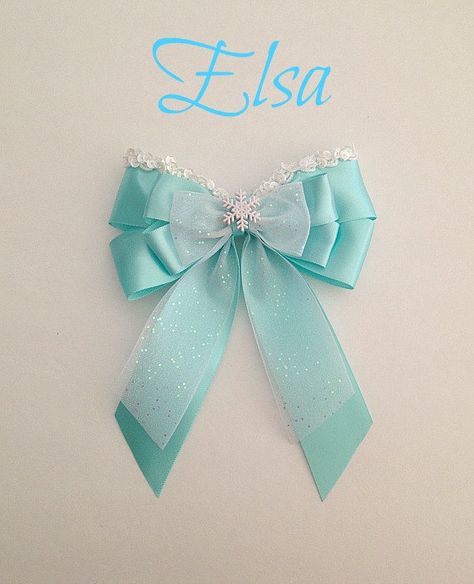 This listing is for 1 - Disney inspired Frozen Elsa princess hair bow. It is handmade by me. The bow is made with satin ribbon. It measures Hair Accessories Kids, Disney Hair Bows, Princess Hair Bows, Frozen Hair, Diy Fleur, Disney Bows, Disney Hair, Making Bows, Princess Hair