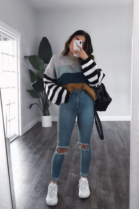 Modest Trendy Outfits, Vinter Mode Outfits, Work Vibes, Winter Mode Outfits, Cute Outfits With Leggings, Skirt Diy, Teenage Outfits, Casual School Outfits, Legging Outfits