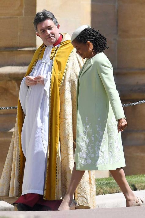 Best Dressed Guests at the Royal Wedding Dora Ragland Meghan Markle Mom, Meghan Wedding, Harry And Meghan Wedding, Harry Wedding, Doria Ragland, Prince Harry Et Meghan, Prins Harry, Harry And Megan, Prince Harry And Megan