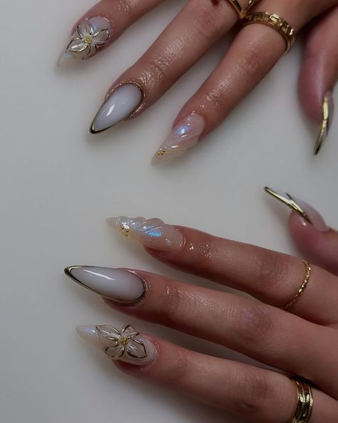 Fuzzy Nails, Cc Nails, Coffin Nails Ombre, Bright Nail Designs, Matte Nails Design, Pointed Nails, Simple Acrylic Nails, Bright Nails, Luxury Nails