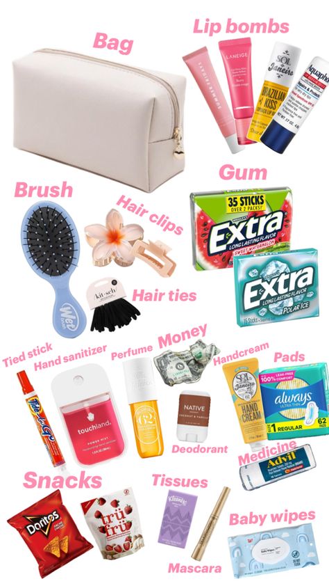 To help you when you need it✨😘✨💗 What To Put In Your School Bag, School Bag Design, Kit For School, Schul Survival Kits, Middle School Essentials, School Emergency Kit, School Backpack Essentials, Middle School Survival, Preppy School Supplies