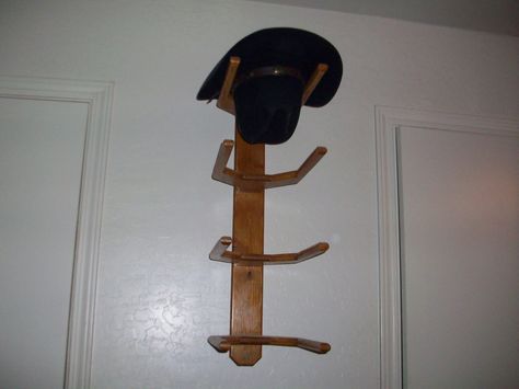 Cowboy Western Hat Rack Wall Mount for 3 Hats Quality Hand Made Craftsmanship. $25.00, via Etsy. Diy Cowboy Hats, Western Hat Rack, Hat Rack Wall, Hat Rack Ideas, Hat Holders, Solid Oak Bedroom Furniture, Horseshoe Cowboy, Baseball Hat Racks, Diy Hat Rack