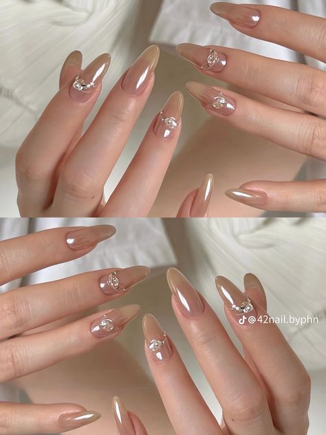 Asian Gel Nail Art, Nails Korean Aesthetic, Expensive Nails Design, Simple Douyin Nails, Korean Nails Aesthetic, Korean Nails Acrylic, Korean Nail Art Aesthetic, Uñas Coquette, Asian Nail Art