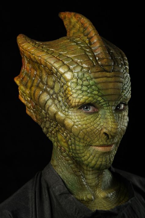 Lizard Costume, Space Police, College Inspiration, Makeup Effects, Prosthetic Makeup, Arte Alien, Alien Concept, Alien Design, Alien Races