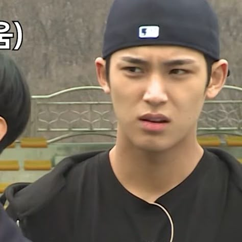 mingyu meme Mingyu Epic Face, Seventeen Side Eye Meme, Mingyu Funny Icon, Seventeen Mingyu Memes, Scoups Seventeen Meme, Kpop Meme Face Funny Seventeen, Mingyu Reaction Pic, Mingyu Seventeen Funny, Funny Mingyu