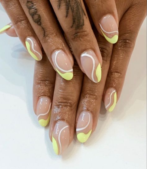 Spring Nails Swirl Design, Acrylic Nails Squiggly Lines, Yellow Nails Acrylic Design, Wave Nails Design Simple, Neon French Tip Nails Oval, Swiggly Lines Nail, Yellow Almond Nails Summer, Summer Nails With Lines, Simple Squiggle Nails