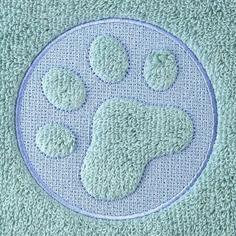 Freestanding Lace Embroidery, Cat Paw Print, Holiday Flower, Baby Projects, Free Machine Embroidery Designs, Free Machine Embroidery, Embroidery Library, How To Work, Mug Rugs