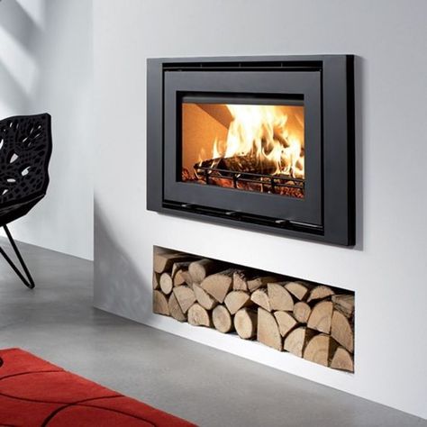 Modern indoor fireplace with niche for WOOD Wood Burning Stove Insert, Modern Log Burners, Wood Burning Stove Corner, Contemporary Wood Burning Stoves, Modern Wood Burning Stoves, Wood Burner Fireplace, Inset Stoves, Wood Burning Fireplace Inserts, Inset Fireplace