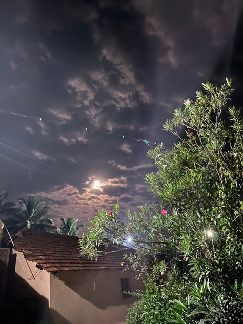 Indian Moon Aesthetic, Village Night View, Moon Village, Crazy Photography, Full Moon Light, Full Moon Photography, Photography Female, Indian Lake, Moonlight Photography