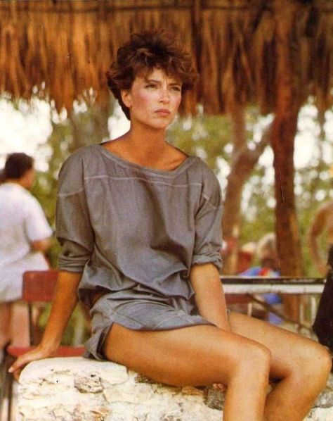 Rachel Ward Shelly Fabares, Bathing Suit Body, Rachel Ward, Characters Inspiration, Hair Magic, Best Actress Award, Rachel Weisz, 80s Style, Bold And The Beautiful