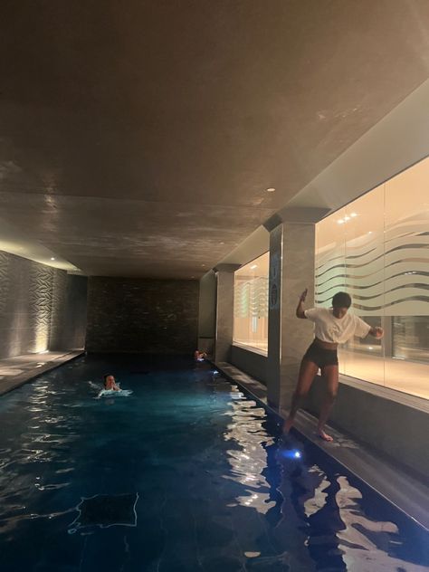 Indoor Pool Party, Indoor Pool Aesthetic, Swimming At Night Pool, Night Time Pool Pictures, Night Swimming Pool Aesthetic, Indoor Pool Aesthetic Night, Inside Pool, Indoor Swimming Pool Design, Hostel Room