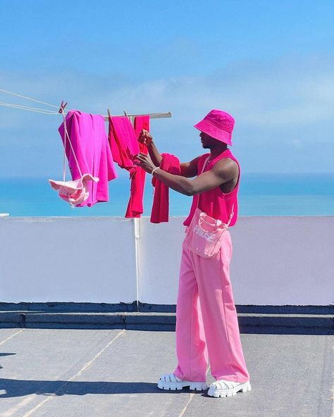 Barbiecore Outfit, Outfit Rosa, Rave Outfits Men, Hot Pink Outfit, Party Outfit Men, Masc Outfits, Pink Streetwear, Pink Clothes, Look Rose