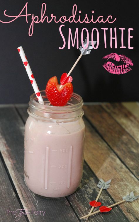 Make an Aphrodisiac #Smoothie for your #Love for #ValentinesDay #food #recipe #yum Maca Powder Smoothie, Afrodesiac Foods, Apricot Smoothie, Aphrodisiac Foods, Super Smoothies, Beverage Recipes, Healthy Cat Treats, Juice Recipes, Workout Chart