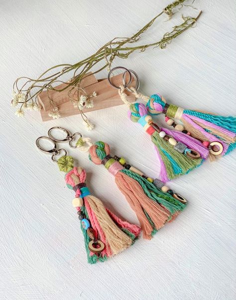 Bible Bookmarks, Macrame Tassel, Designer Tassels, Styling Shelves, Ribbon Crafts Diy, Christmas Stocking Pattern, Handmade Canvas, Beaded Jewels, Small Sewing Projects