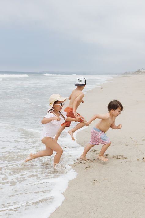 Beach Portraits, Surfer Kids, Family Beach Trip, Kids Vacation, Beach Family Photos, Beach Shoot, Kids Photoshoot, Kids Running, Beach Vacation Rentals