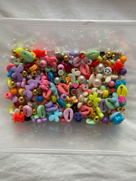 Bead Confetti, Beads Aesthetic, Pulseras Kandi, Paper Toys Template, Bracelet Craft Diy, Common Thread, Bead Charms Diy, Buy Bead, Friend Bracelets