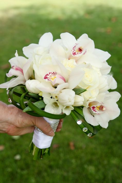 Tulip Orchid Bouquet, Lilies And Orchids Bouquet, Mini Orchid Bouquet, Orchid And Tulip Bouquet, Orquid Bouquet, Small Orchid Bouquet, Cymbidium Orchids Bouquet, Bridal Bouquet Orchids, Bridal Bouquet With Orchids