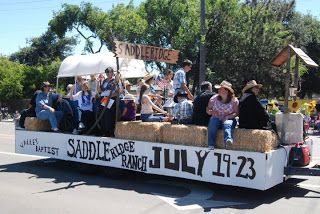 western parade float Country Theme Parade Float, Western Float Ideas, Cowboy Homecoming Float, Western Parade Float Ideas, Country Western Parade Float, Western Parade Float, Western Theme Parade Float Ideas, Cowboy Themed Parade Float, Wild West Parade Float