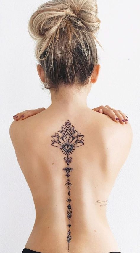 Girl Back Tattoos, Back Of Neck Tattoo, Spine Tattoos For Women, Tattoo Girls, Spine Tattoo, Back Tattoo Women, Spine Tattoos, Design Tattoo, Feminine Tattoos