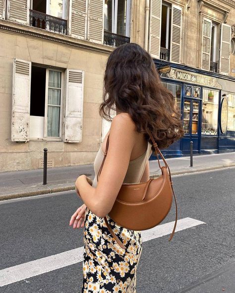 French Bag Brands: The 5 Labels To Know About In 2023 | Who What Wear Floral Summer Outfits, Polene Paris Bag, Copenhagen Summer, Parisian Spring, French Handbags, Fashionable Activewear, French Capsule Wardrobe, Black Tie Attire, Street Style Bags