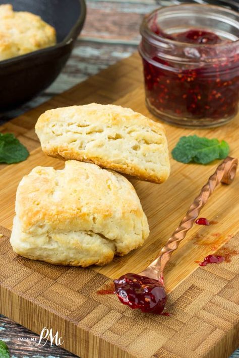 3 Ingredient Biscuits for Two is the perfect serving for 2 people. Pillowy soft, tall and fluffy, you'll love this homemade biscuit recipe! Single Serving Biscuit, Single Serve Biscuit, Single Biscuit Recipe, Biscuits For 2, Mug Biscuit, Biscuits For Two, 3 Ingredient Biscuits, Recipe For Biscuits, Quick Biscuit Recipe