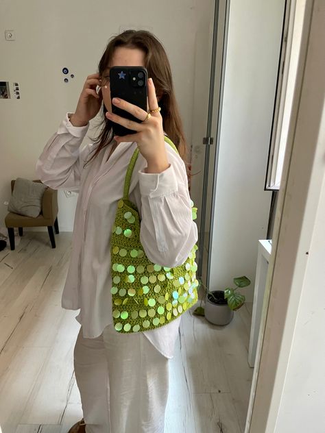 Capsule 2023, Sparkly Bag, Sequin Bag, Bag Outfit, Sequin Outfit, Cloth Bags, Personal Style, Sequin, Green