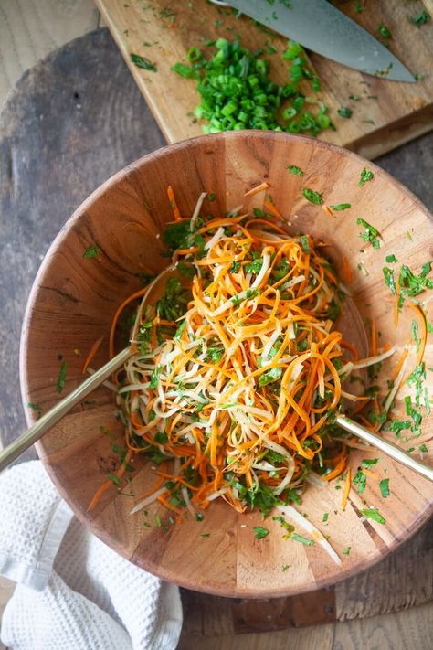 Thai Carrot Slaw Lillie Eats And Tells, Ginger Chicken Recipes, Chili Garlic Paste, Carrot Slaw, Tasty Thai, Macros Diet, Squash Salad, Macro Friendly Recipes, Ginger Chicken