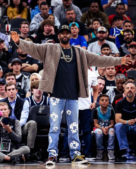 Kyrie Irving Fits, Kyrie Outfit, Kyrie Irving Outfits, Kyrie Irving Aesthetic, Athlete Fits, Slim Reaper, Men Streetwear Fashion, Outfit Sport, Fits Inspo